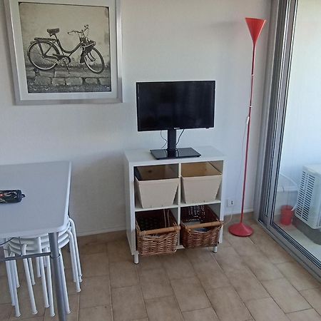 Joli Studio Avec Piscine A 200M De La Plage Parking Prive Ла Гранде-Моте Екстериор снимка